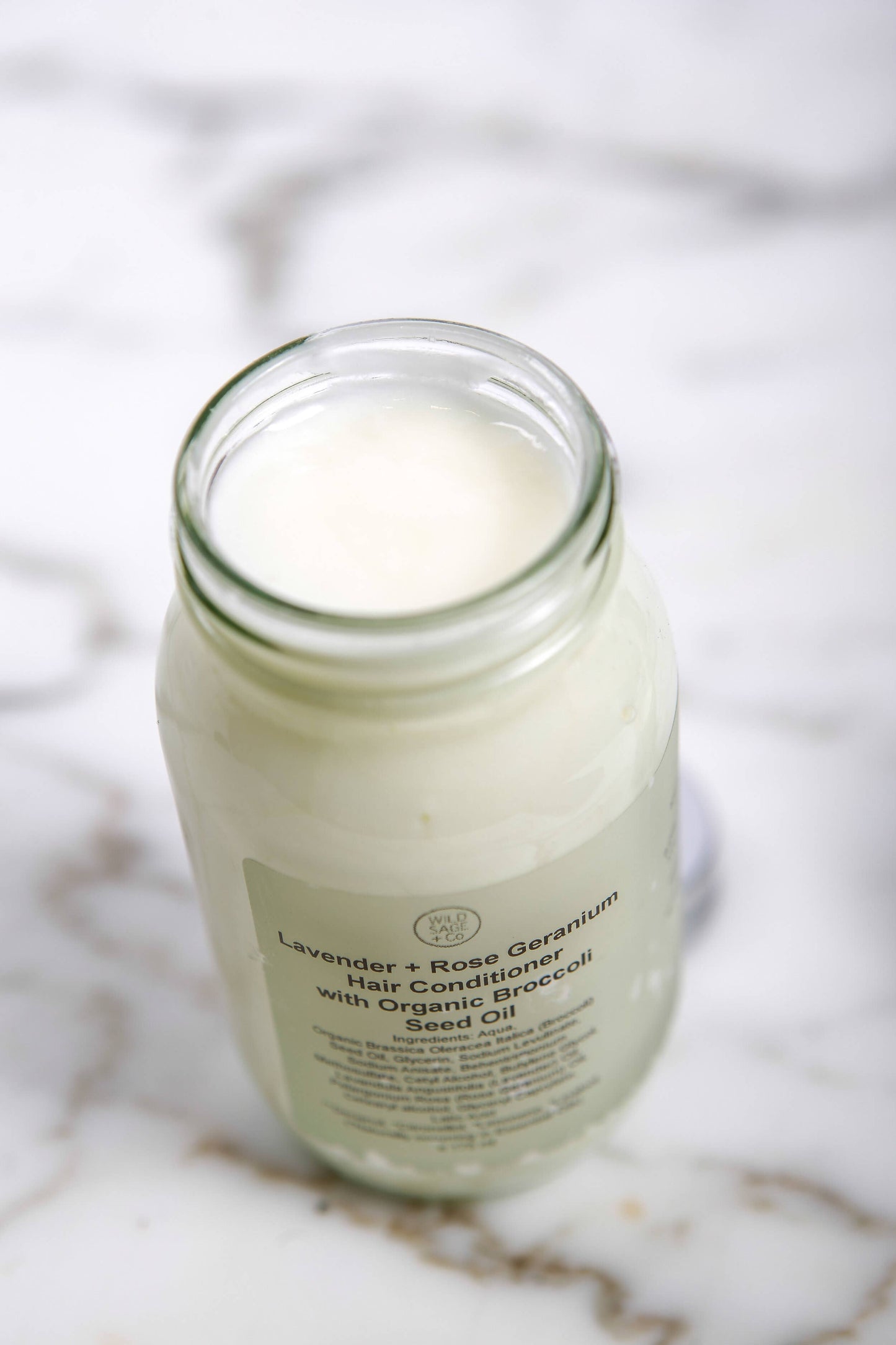 Plastic-Free Conditioner